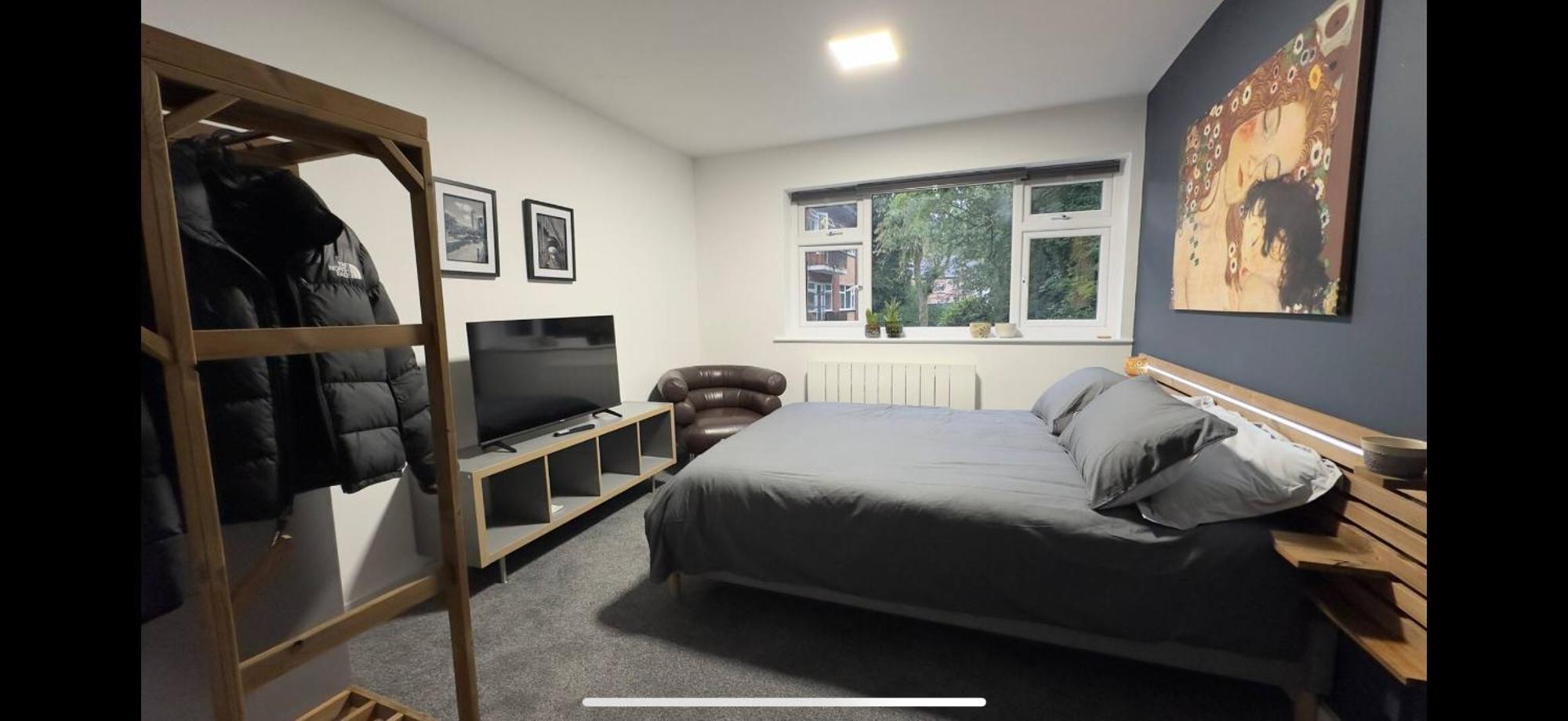 Kingsize In Prestwich Homestay Manchester